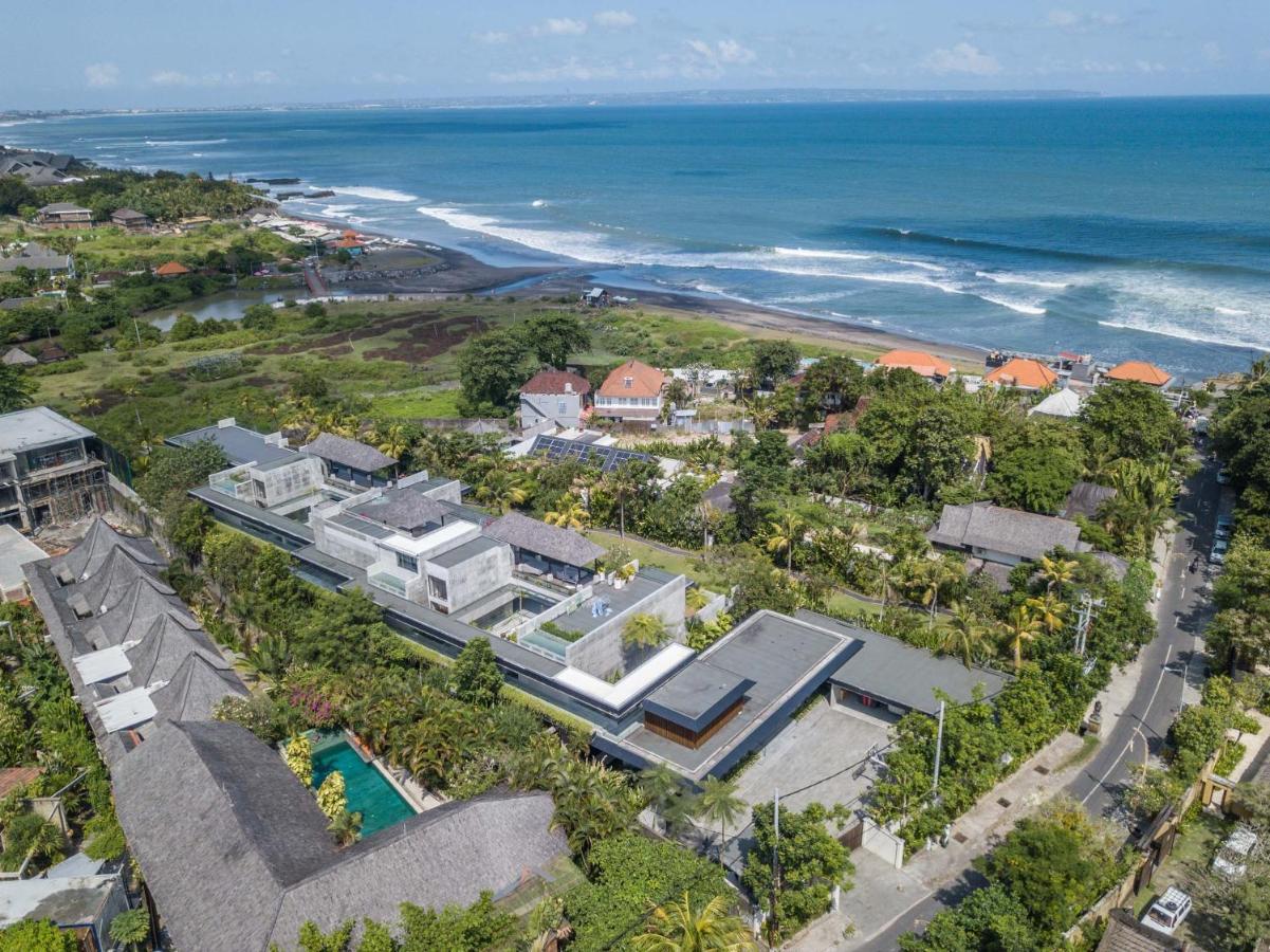 Lautan Kupu - Kupu Villas Kuta  Exterior photo