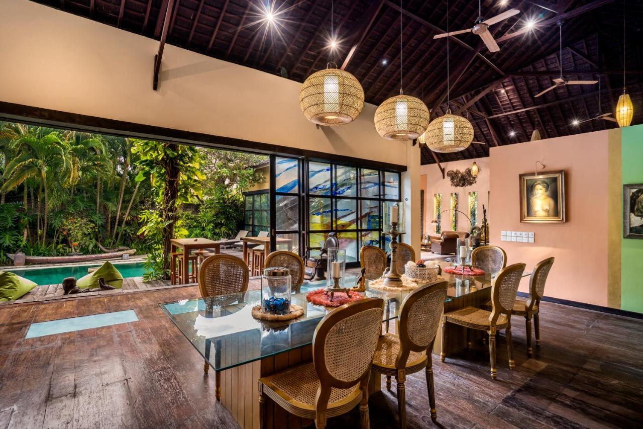 Lautan Kupu - Kupu Villas Kuta  Exterior photo